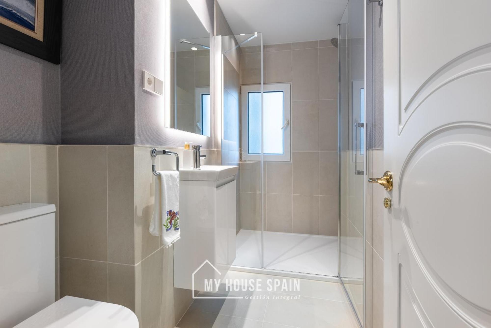 Myhousespain - Centrico Piso Junto A La Playa Apartment Gijon